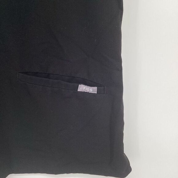 Ladies Casma FIGS Scrub Top- XS Black - Picture 2 of 7